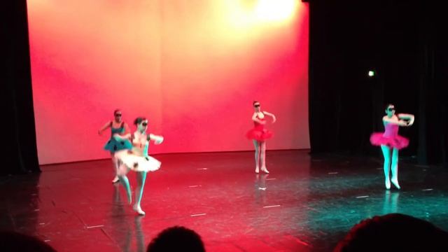 Masquerade Waltz смотреть онлайн