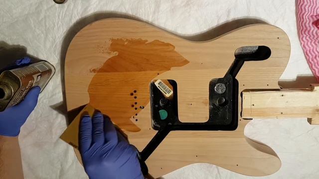 Fender Telecaster Deluxe Refinishing смотреть онлайн