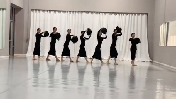 Paris ( Retro Jazz dance )爵士舞with YY