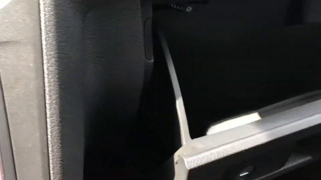 Volkswagen Caddy Maxi 2016  2 из двух  # 19