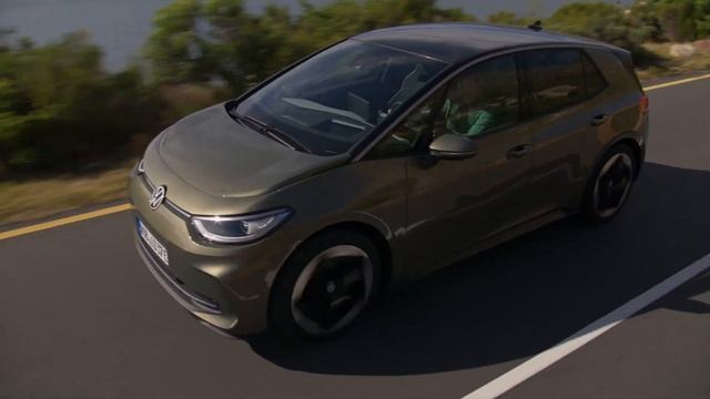 All-New 2024 Volkswagen ID.3 I Electric Hatchback I Driving смотреть онлайн