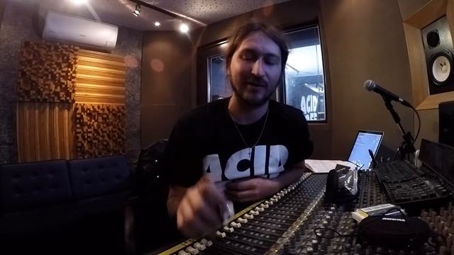 Shure in ear - SE 215 - Melhor Fone custo beneficio Palco e Estúdio смотреть онлайн