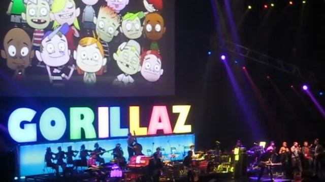 Gorillaz - Dirty Harry (Escape to Plastic Beach Tour) смотреть онлайн