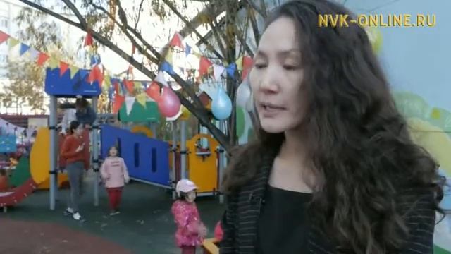 В Якутске во дворе Центра раннего развития ребенка «Мэри Поппинс» открыли детскую площадку смотреть онлайн