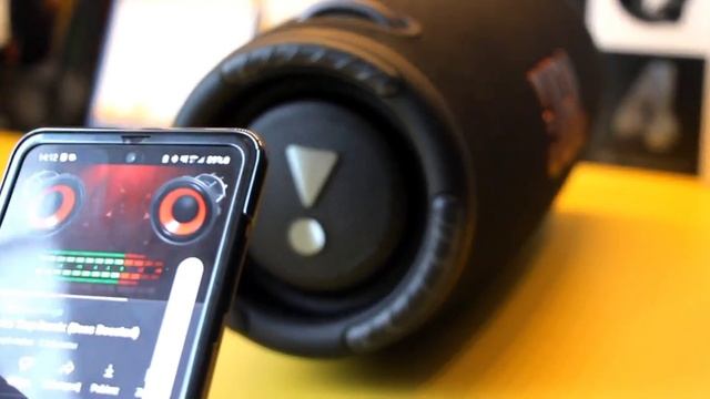Co się stanie gdy wciśniesz te dwa przyciski w głośniku JBL? смотреть онлайн