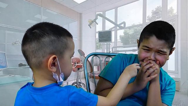 ВОТ ПОЧЕМУ НЕЛЬЗЯ ЕСТЬ МНОГО КОНФЕТ/FUNNY VIDEO FOR KIDS смотреть онлайн