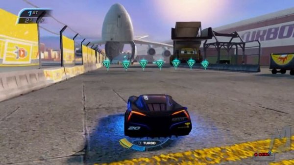 Jackson Storm Races in Lightning McQueen's Academy Race!