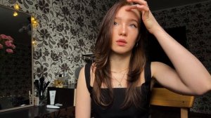 Мальчик и птица. Москва. МГУ