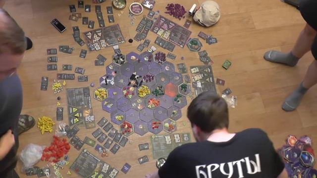Twilight Imperium. Universities of Jol-Nar. 3 серия, ходы 5-6. Бросок на Mecatol Rex. смотреть онлайн