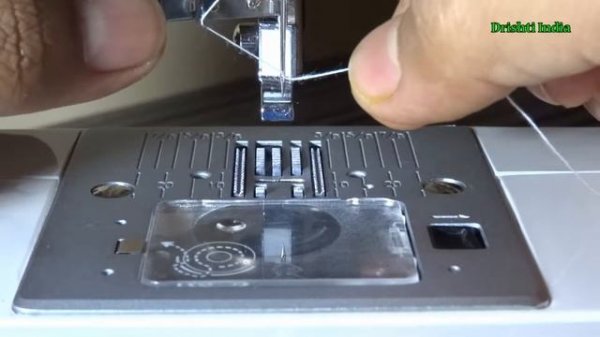 How to Use Sewing Machine Needle threader | Singer Talent 3321