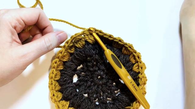 The Sunflowers Scarf Crochet tutorial смотреть онлайн