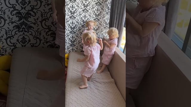 Тройняшки 👧🏼👧🏼👧🏼 смотреть онлайн