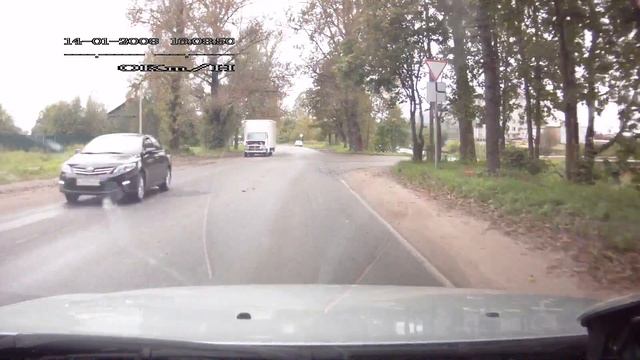 Без окон,без дверей,полна горница людей ......... смотреть онлайн