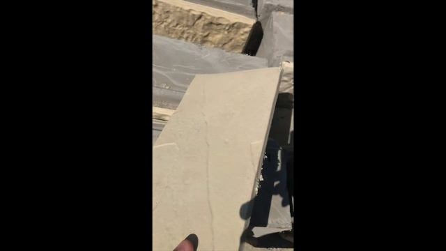 Из чего производится облицовка и как крепится к блоку?