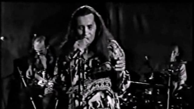 А.Монин и рок-группа "КРУИЗ" в программе МУЗ ТВ "ПО ТУ СТОРОНУ ПОЛУНОЧИ", 1998г. смотреть онлайн