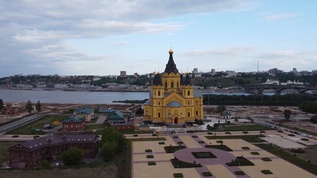 Территория Стрелки с высоты птичьего полёта. Благоустройство к юбилею города // Июнь 2021 смотреть онлайн