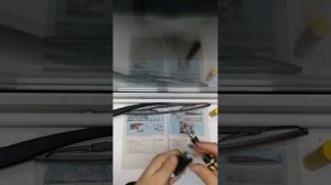 Renault Sandero Stepway 2011⁄ ремонт рычага заднего стеклоочистителя 7701042368