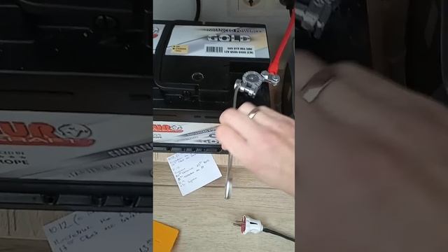 Обзор, Інвертор + 2 акумулятора. Автономне енергоживлення квартири. Працює опалення і світло смотреть онлайн