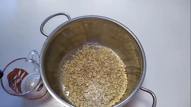 ОВЕС ОТ 100 БОЛЕЗНЕЙ ЛЕЧИТ ПЕЧЕНЬ, ПОЧКИ, Помогает Диабетикам Снизить Сахар, чистит кровь, сосуды. смотреть онлайн