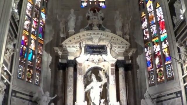 Небесное и Земное. Миланский кафедральный собор - Дуомо смотреть онлайн