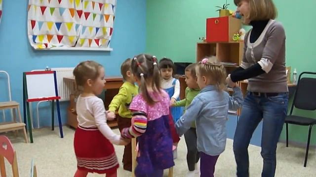 Урок английского языка в группе Я умею петь по-английски (игры) дети 3 и 4 лет смотреть онлайн