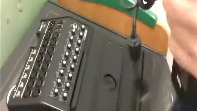 mackie DL1608 смотреть онлайн