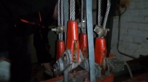 Как выровнять балансир тяговых канатов на лифте
