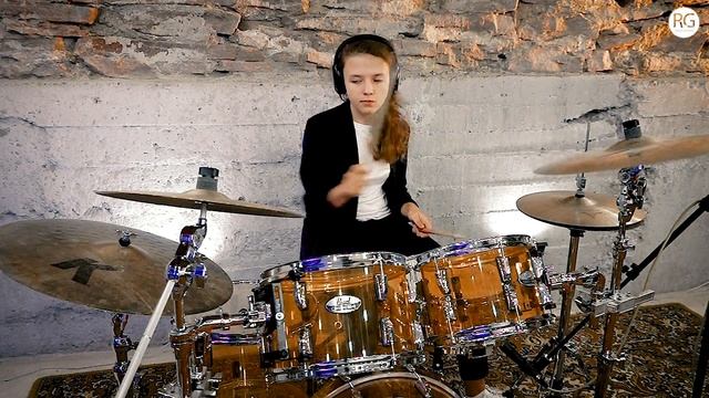 Топовая школа барабанов в Красноярске – Валерия Быкова - Nickelback - How You Remind Me смотреть онлайн