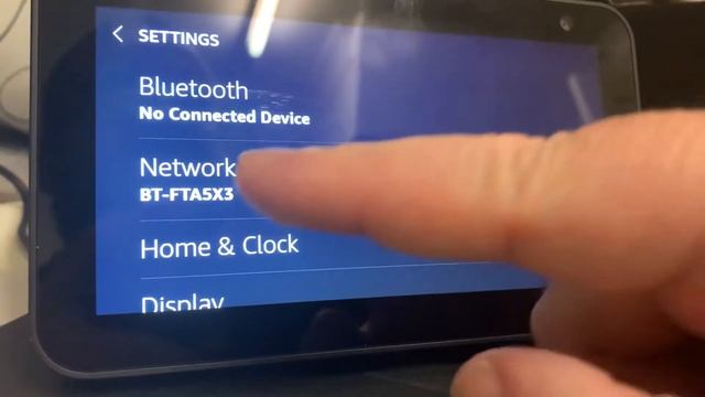 Changing the Wifi Setting on Amazon Echo Show 5 смотреть онлайн