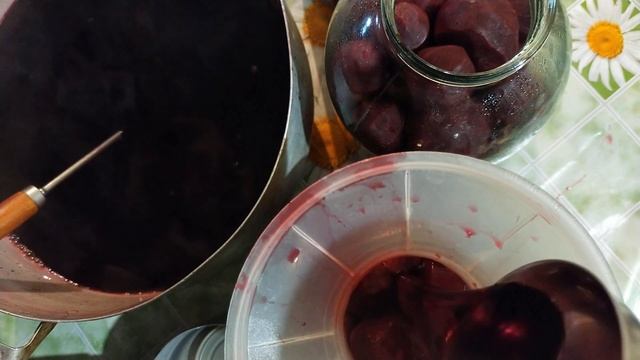 Что делать с мелкой свеклой? Рецепт свеклы для борща, салатов, так поесть. смотреть онлайн