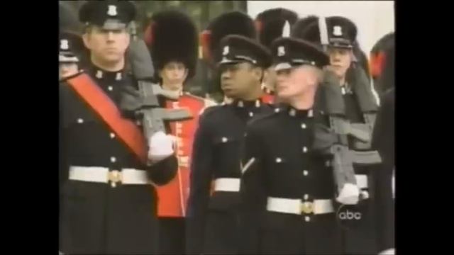 Star Spangled Banner played at Buckingham Palace- Sept 13, 2001 смотреть онлайн