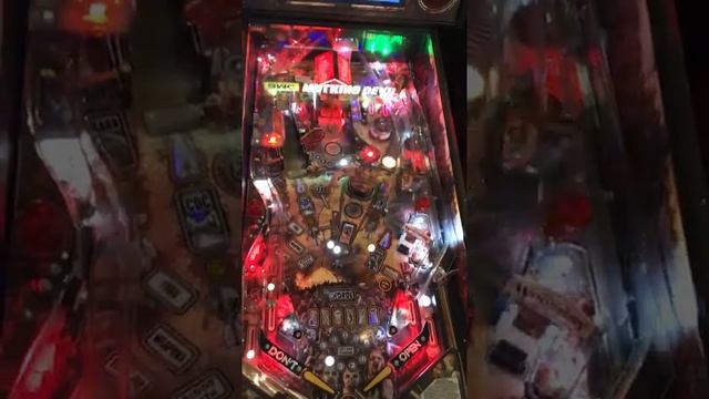 The Walking Dead Pinball Machine Review & Gameplay - 9.125 - Stern Pinball смотреть онлайн