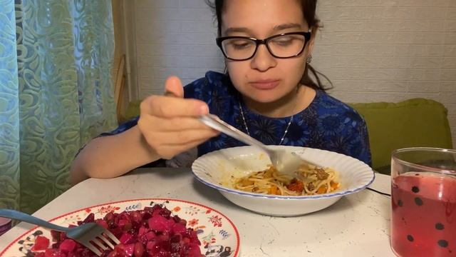 МУКБАНГ| Лагман +винегрет. Зевса больше нет ?