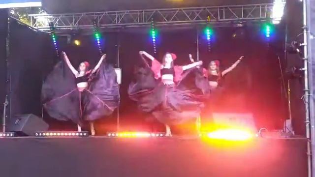 Шоу балет Дилайн Цыганский смотреть онлайн