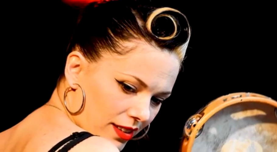 Imelda May- - I'm Lookin' For Someone To Love смотреть онлайн