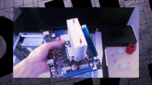 Компьютер включается и выключается через несколько секунд