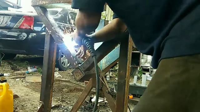 Cut A Metal Using MIG Welder Instead Of Plasma Cutter