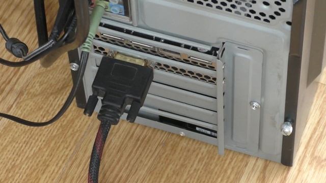 Проверьте подключение кабеля на мониторе.Нет сигнала.Нет изображения.No signal detected on monitor смотреть онлайн