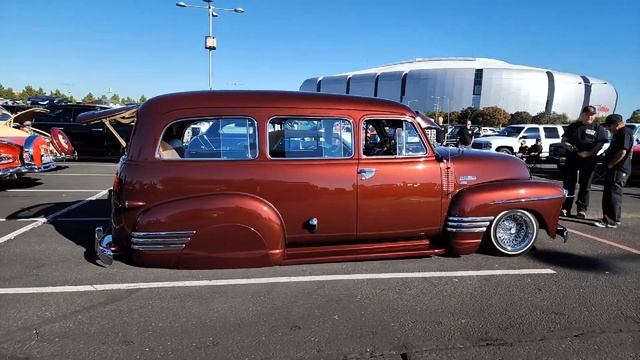 THE WORLD'S LARGEST CHEVY C10 EVENT!!! DINO'S GIT DOWN IN GLENDALE ARIZONA, PRESENTED BY LMC TRUCK. смотреть онлайн