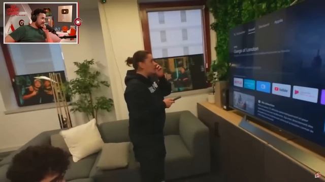 LA G-CORP EST CRINGE... (React) смотреть онлайн