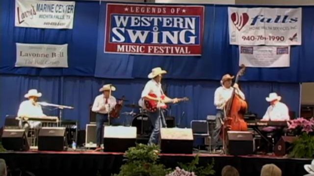 Western Swingers Play Tater Pie Legends Wichita Falls смотреть онлайн