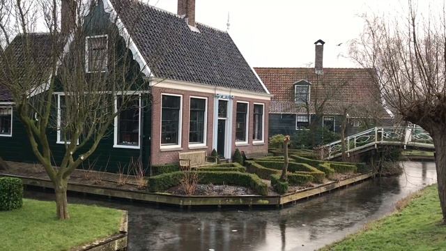 Amsterdam Free / Zaanse Schans смотреть онлайн