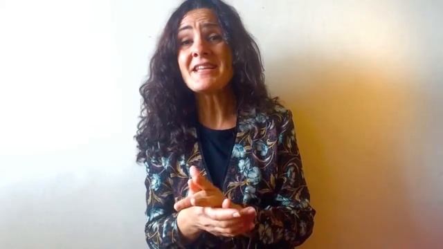 Giros y melismas flamencos / Aprende a cantar flamenco con método смотреть онлайн