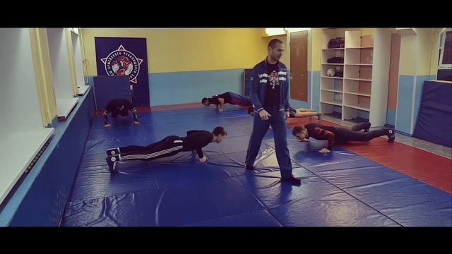 Совместная тренировка по рукопашному бою СК 59РДГ Рысь и СК Black Hounds смотреть онлайн