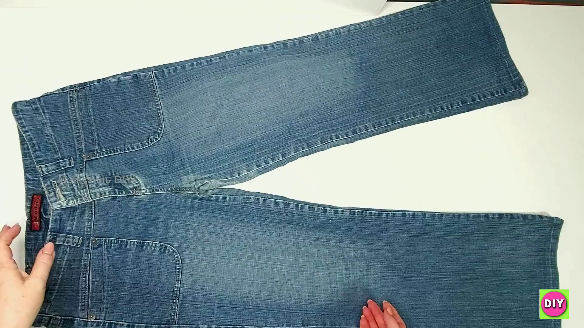 Сшила себе шикарную сумку из старых джинсов. Только ленивый не спросил, где взяла такую смотреть онлайн