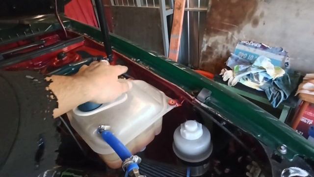 Газовый упор капота. Москвич 2141 Святогор SVR 2.0