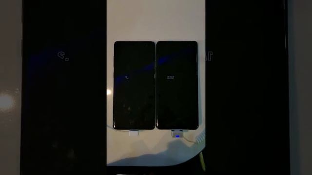 Samsung Galaxy S10+ Reboot Speed Comparison - Exynos 9820 (Left) VS Snapdragon 855 (Right) смотреть онлайн