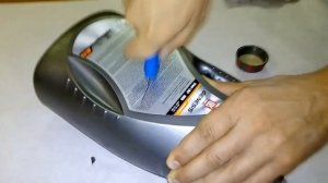 канистра масла Лукойл genesis - защита от подделки