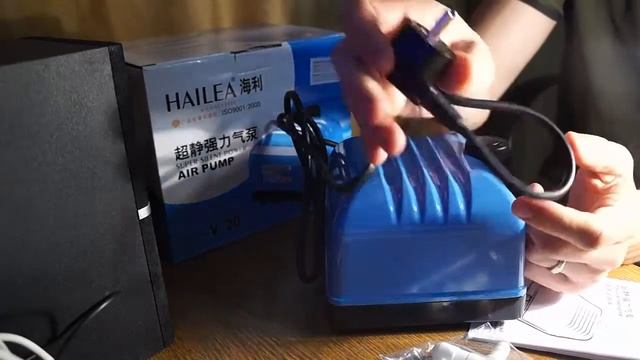 Мощный компрессор для аквариума Hailea V-20