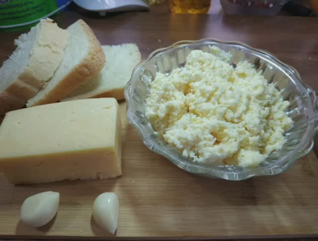 СЫРНО-ЧЕСНОЧНАЯ ЗАКУСКА? смотреть онлайн